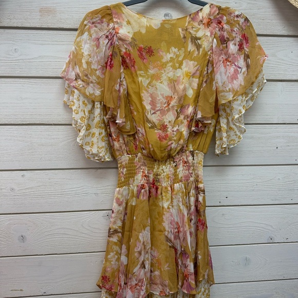 GLINER FARRAR Yellow Plunge Neck Flutter Sleeve Mini Dress Size Small - Picture 7 of 7